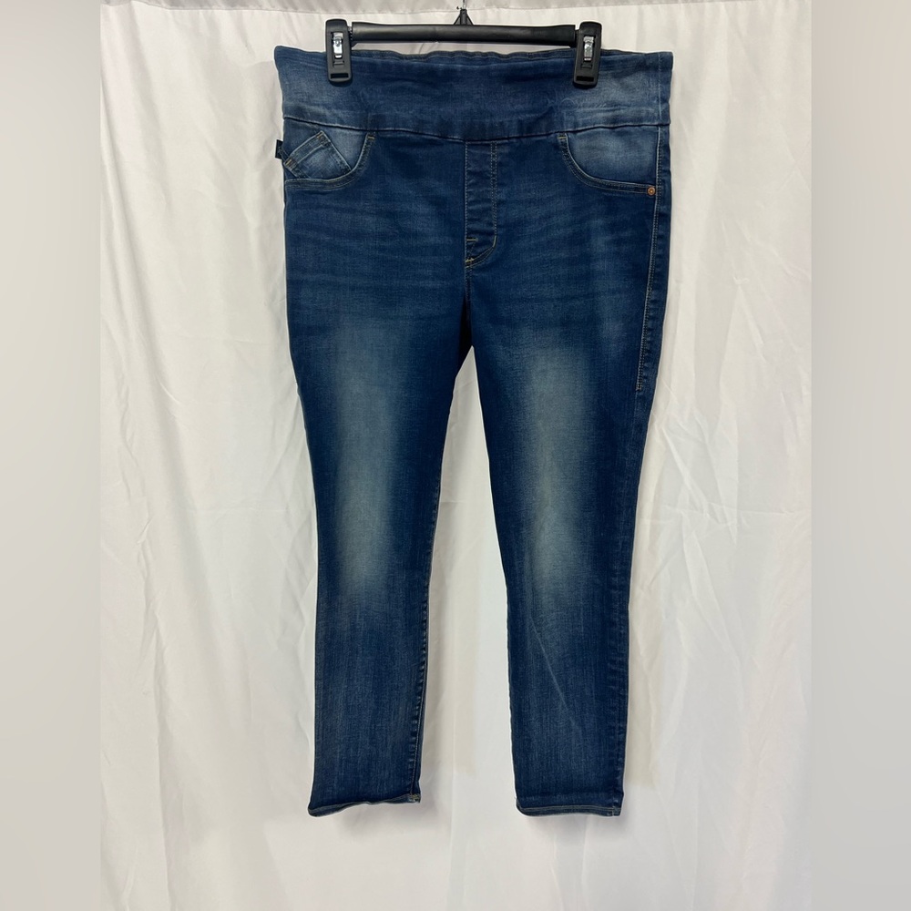 Rock & Republic slimming fever pull on skinny jeans medium wash women’s size 16